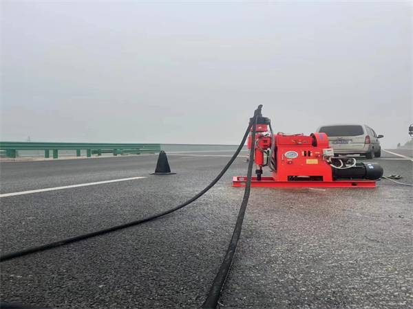 谯城马路路基路面开裂下沉注浆加固灌浆